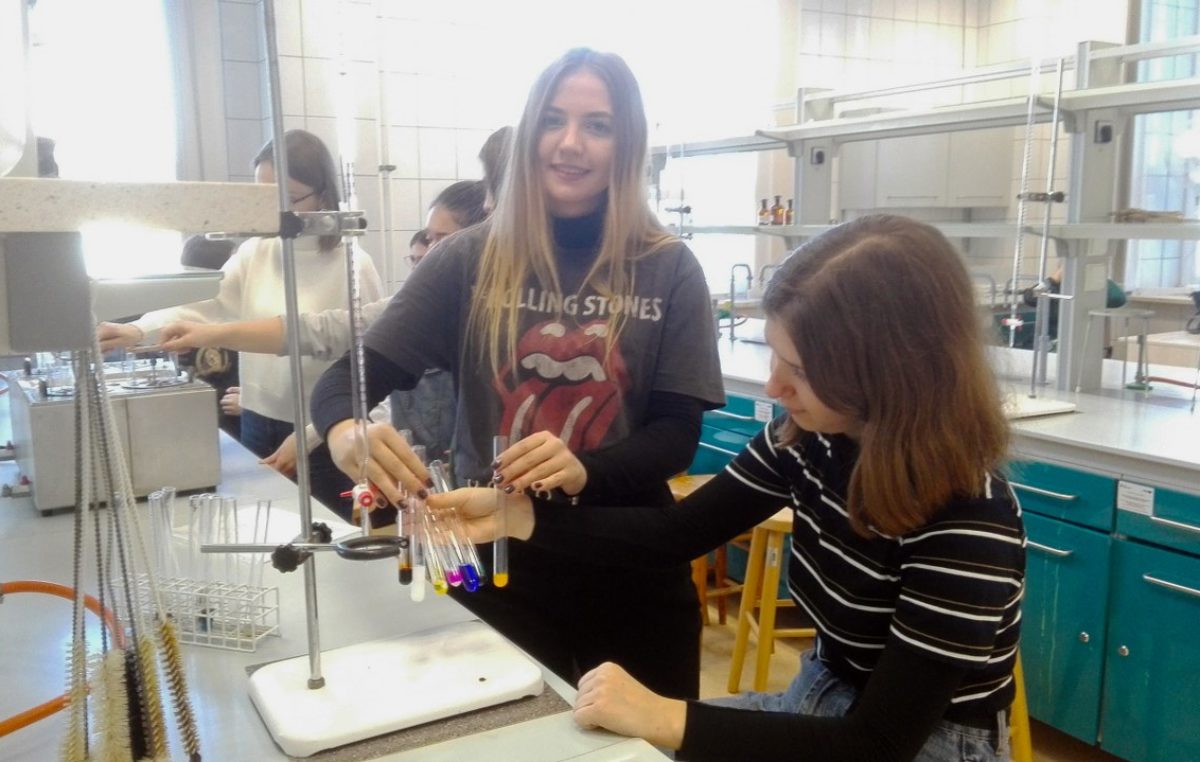 4 grudnia 2019 – Zajęcia laboratoryjne na Uniwersytecie Medycznym