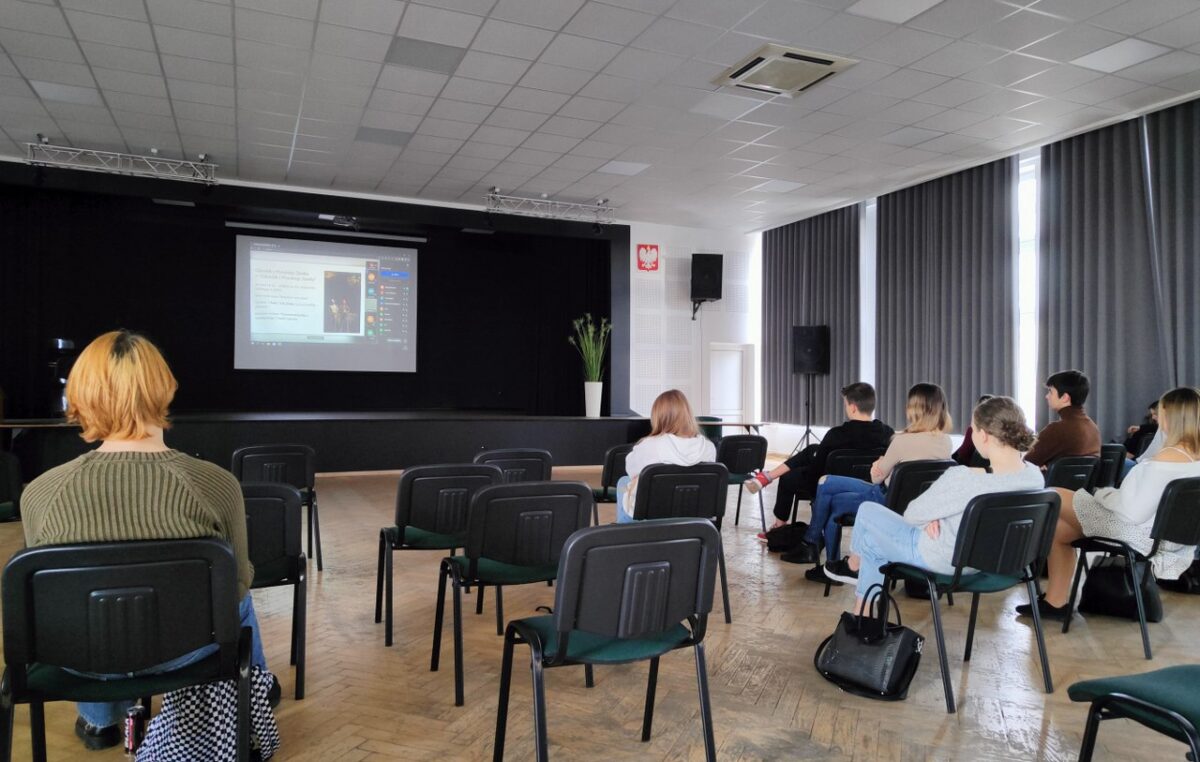 Konferencja dla młodzieży