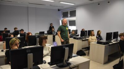 8 października 2022 – Fotograficzna podróż do Lasów Janowskich