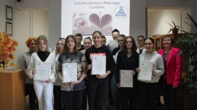 21 października 2022 – Nasi licealiści pięknie czytali