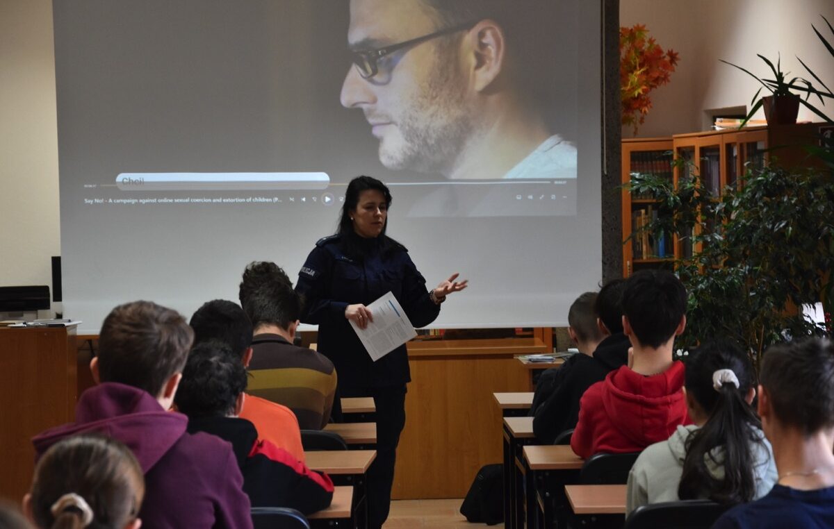 12 grudnia 2022 – Spotkanie z policjantką