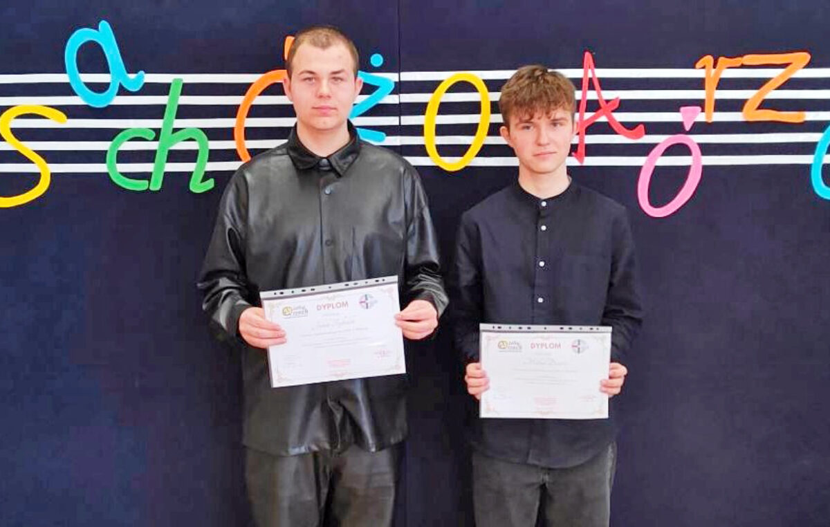 24 marca 2023 – Rozgryźli żółty orzech