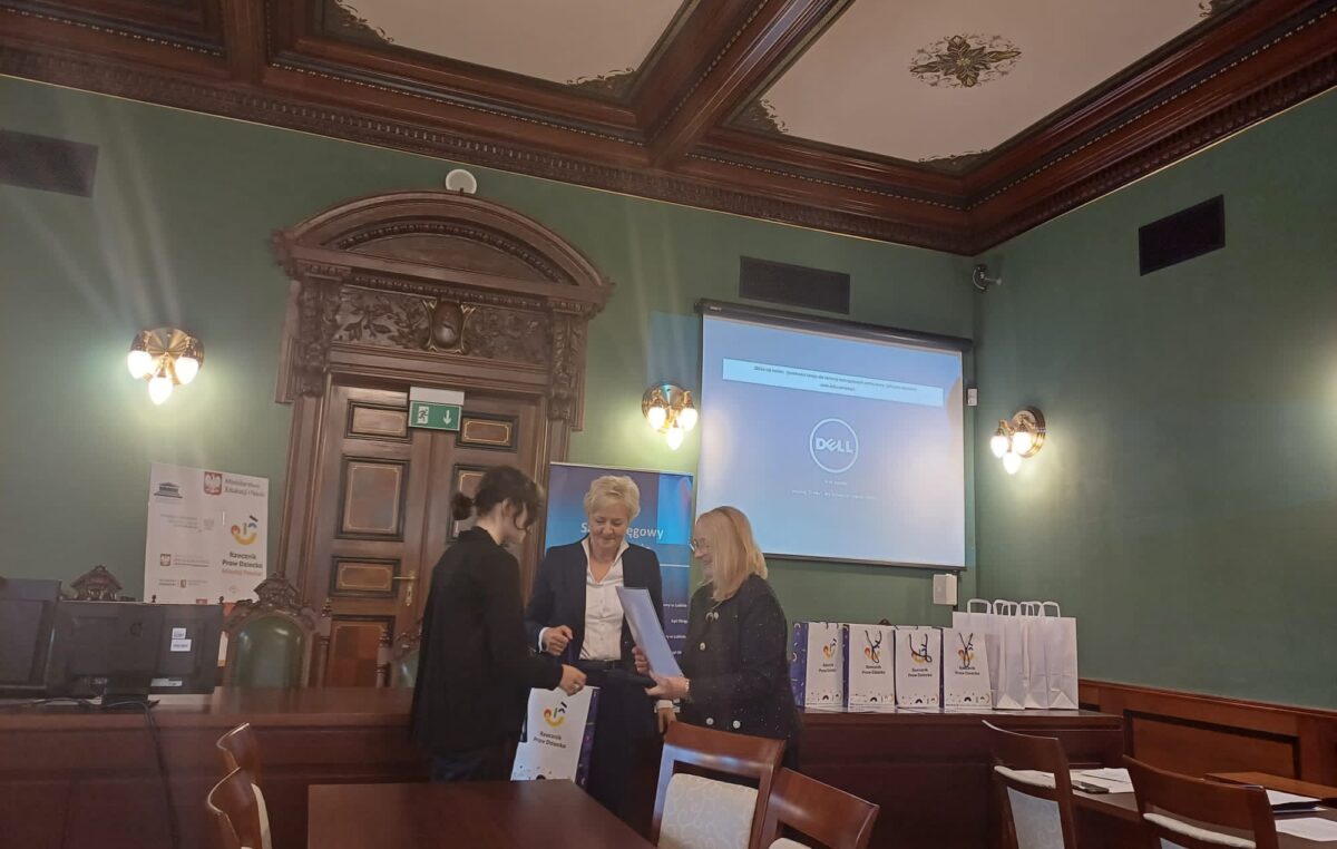 24 października 2023 – Sukces Zuzi w konkursie o mediacjach rówieśniczych