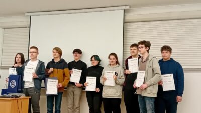 24 marca 2025 – Sukcesy w Walentynkowo-Patrykowym Konkursie z Gramatyki Języka Angielskiego