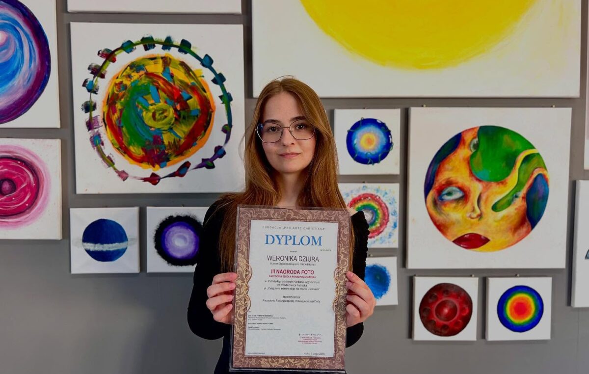 12 maja 2025 – Sukces Weroniki w konkursie plastycznym