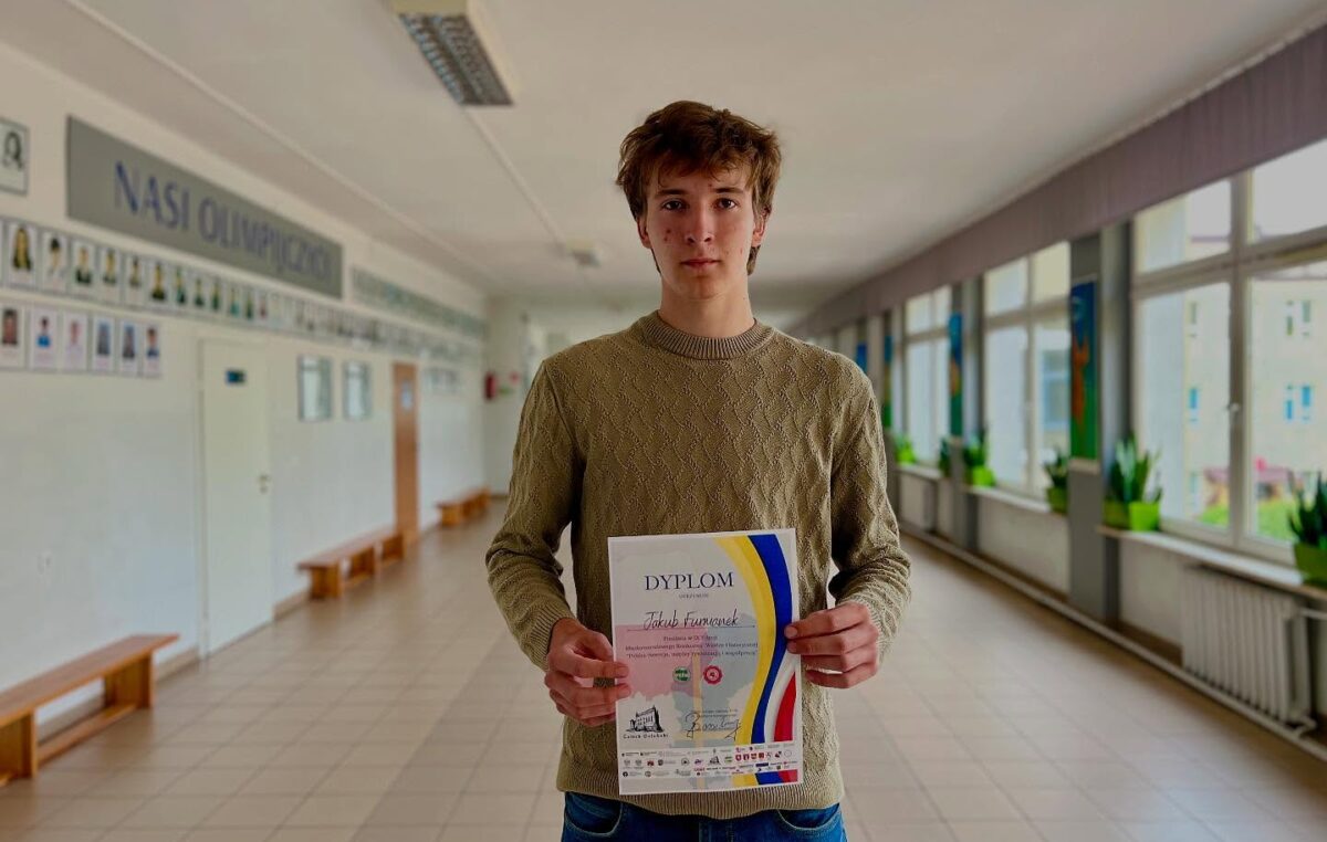 16 maja 2025 – Sukces Jakuba w Międzynarodowym Konkursie Wiedzy Historycznej